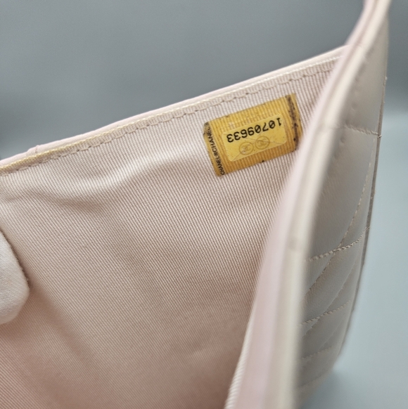 🌸CHANEL Authentic Matelassé Lambskin Long Wallet/Clutch🌸 - Picture 12 of 16